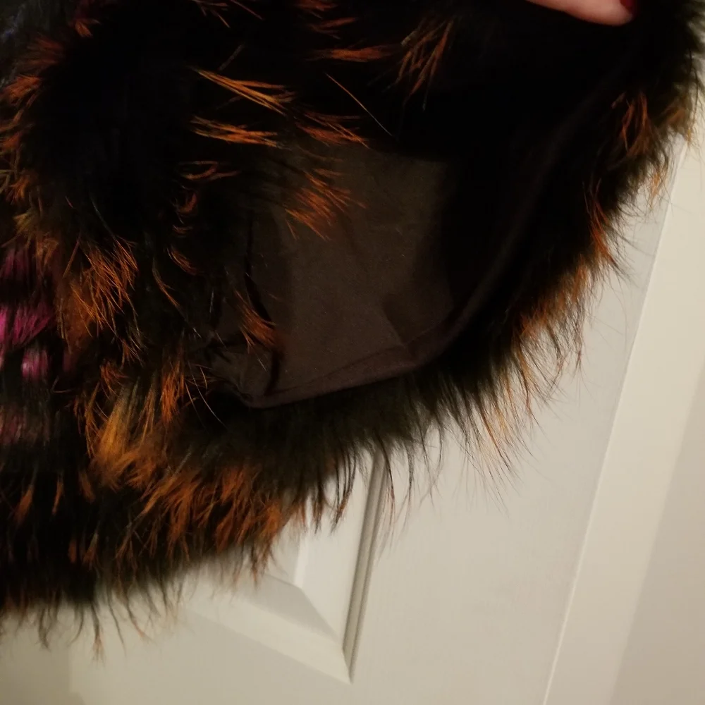 Fox Fur Cape Poncho Jacket - Picture 8 of 16